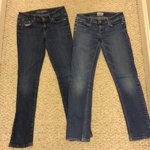 Two pairs Aeropostale skinny jeans